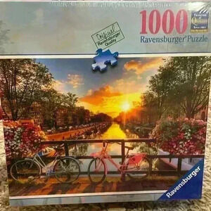 Brand New!  19606 Bicycles in Amsterdam 1000 piece  Ravensburger puzzle.